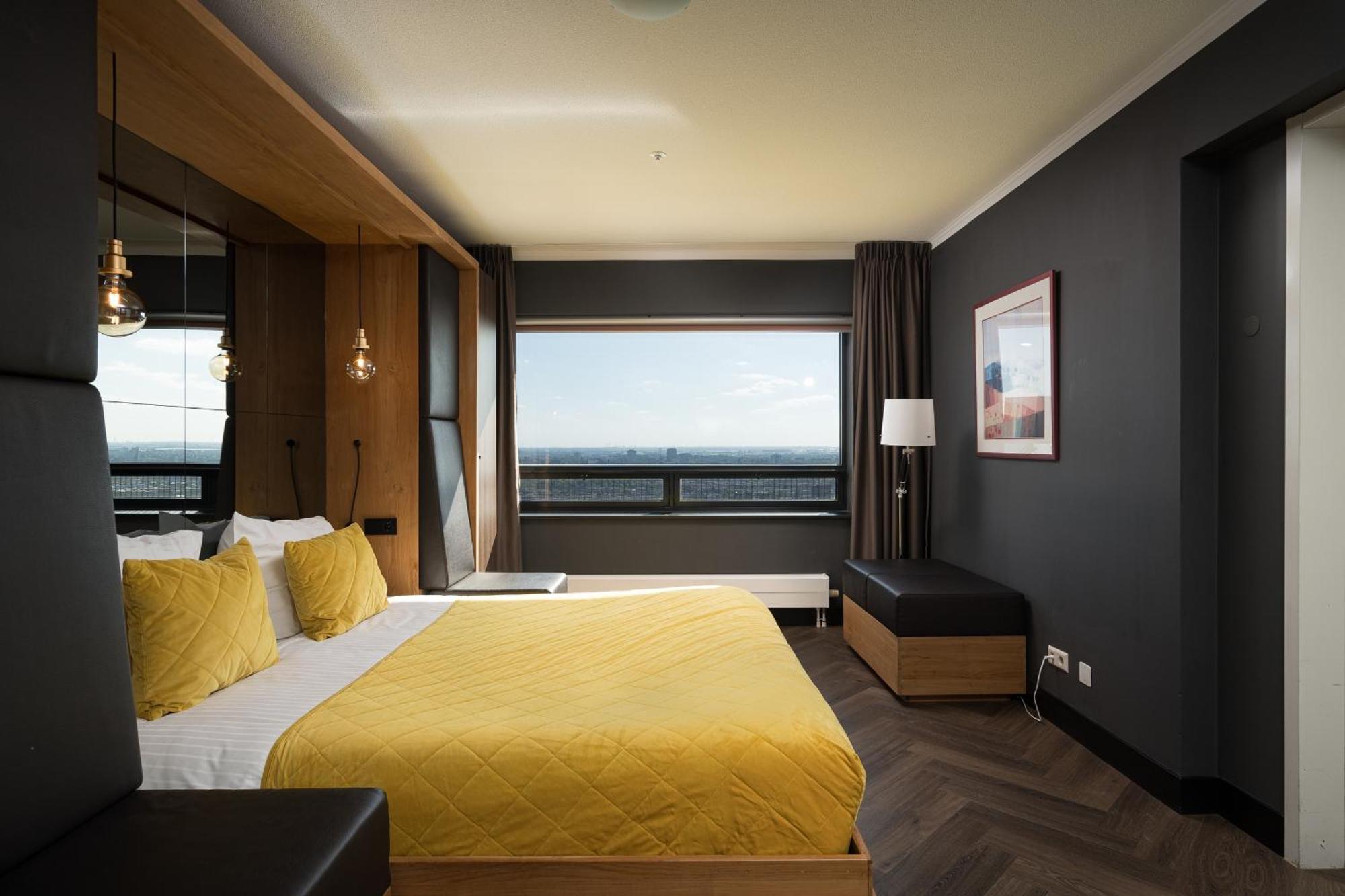 The Penthouse At The Hague Tower Apartment Exterior photo