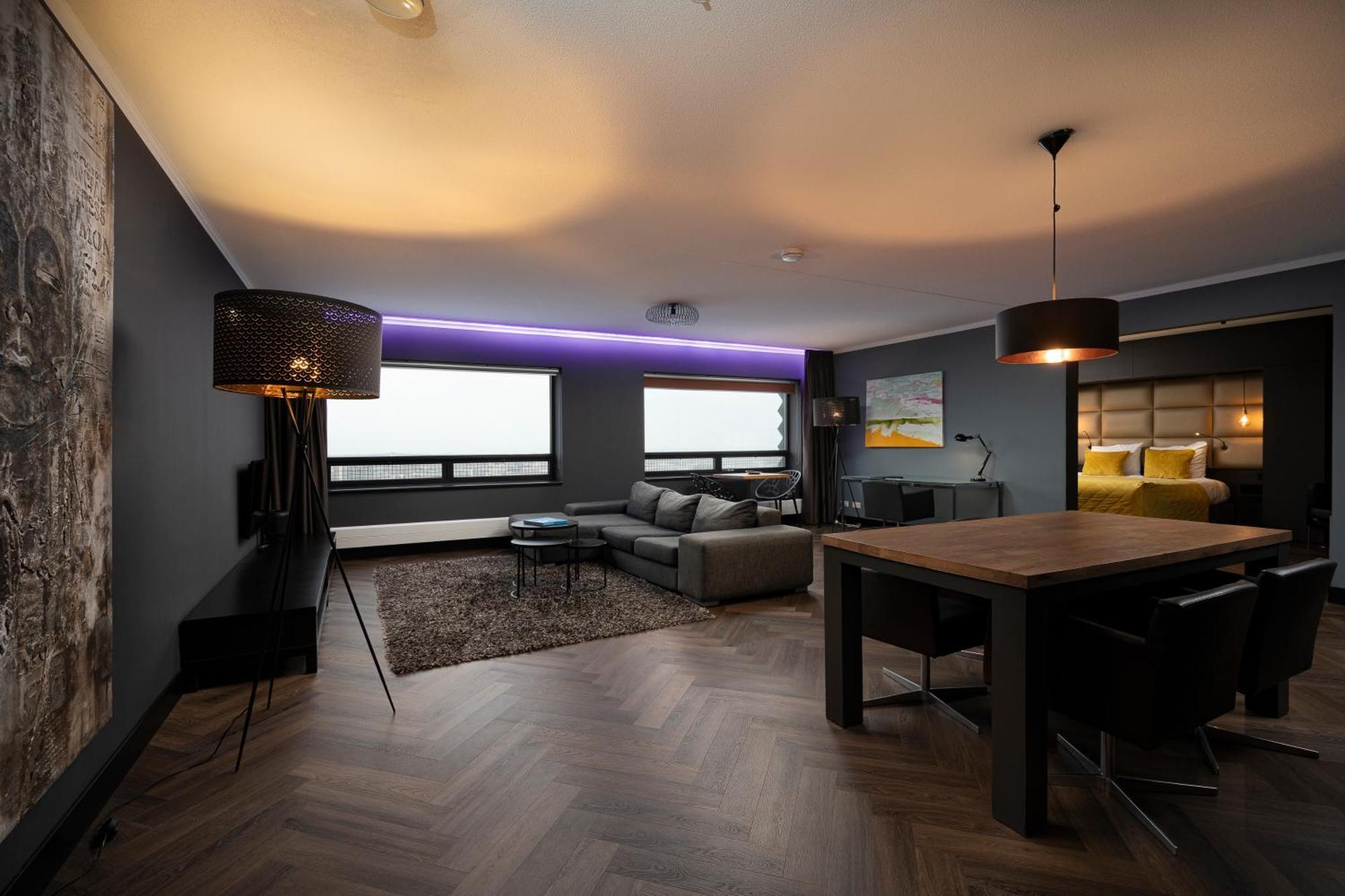 The Penthouse At The Hague Tower Apartment Exterior photo