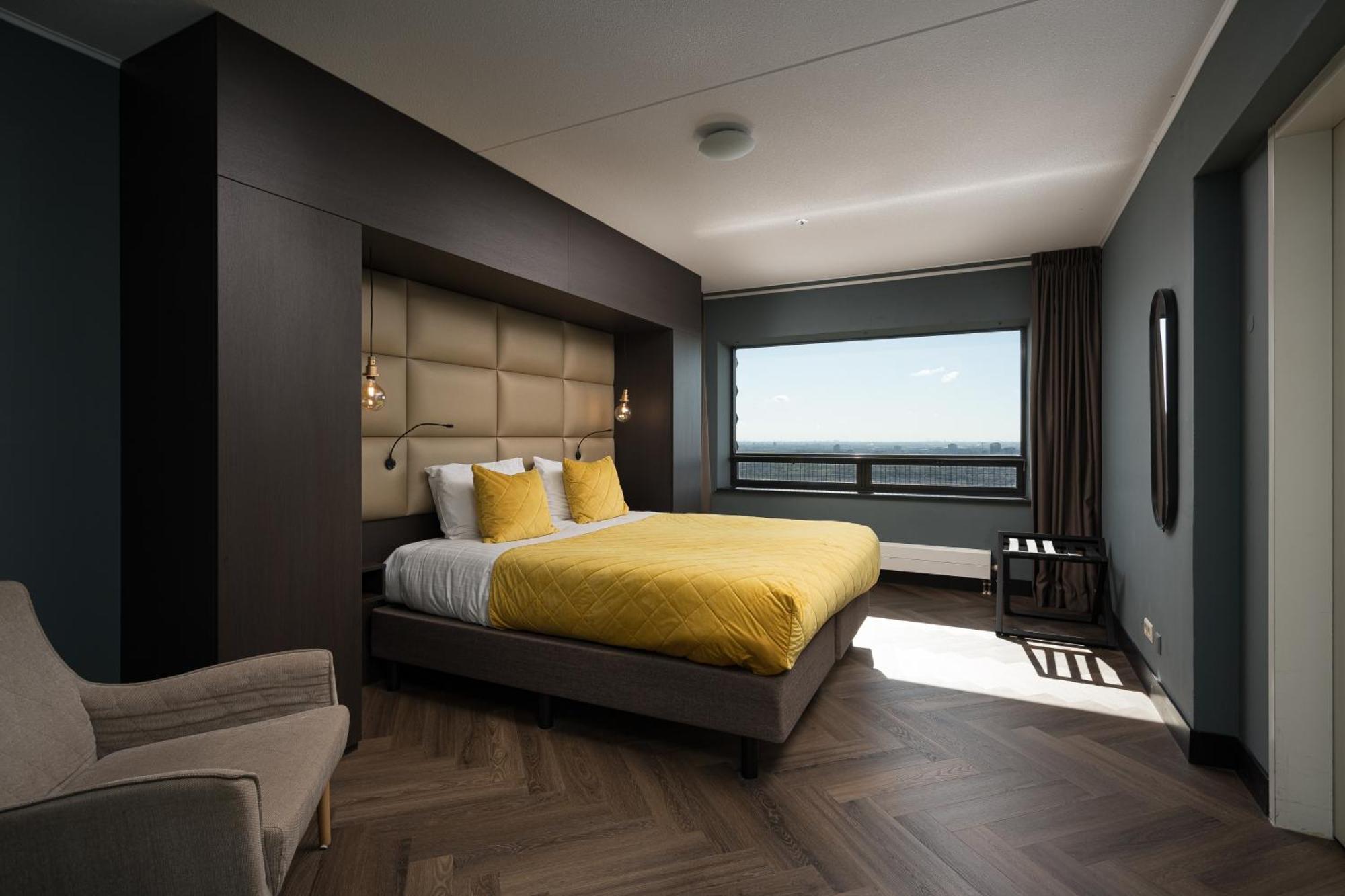 The Penthouse At The Hague Tower Apartment Exterior photo