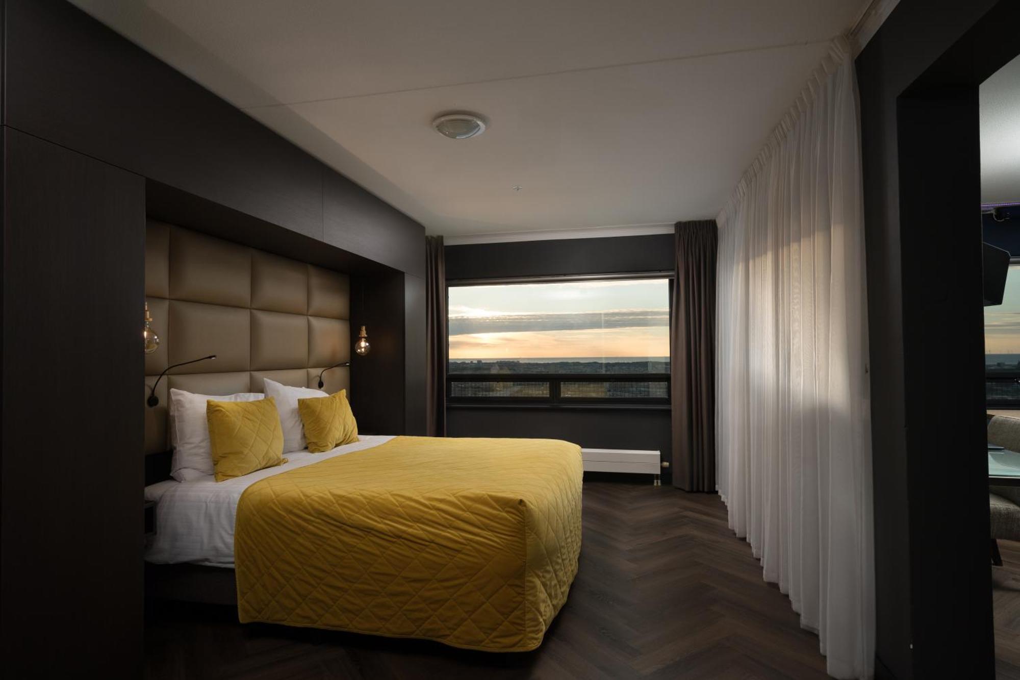 The Penthouse At The Hague Tower Apartment Exterior photo