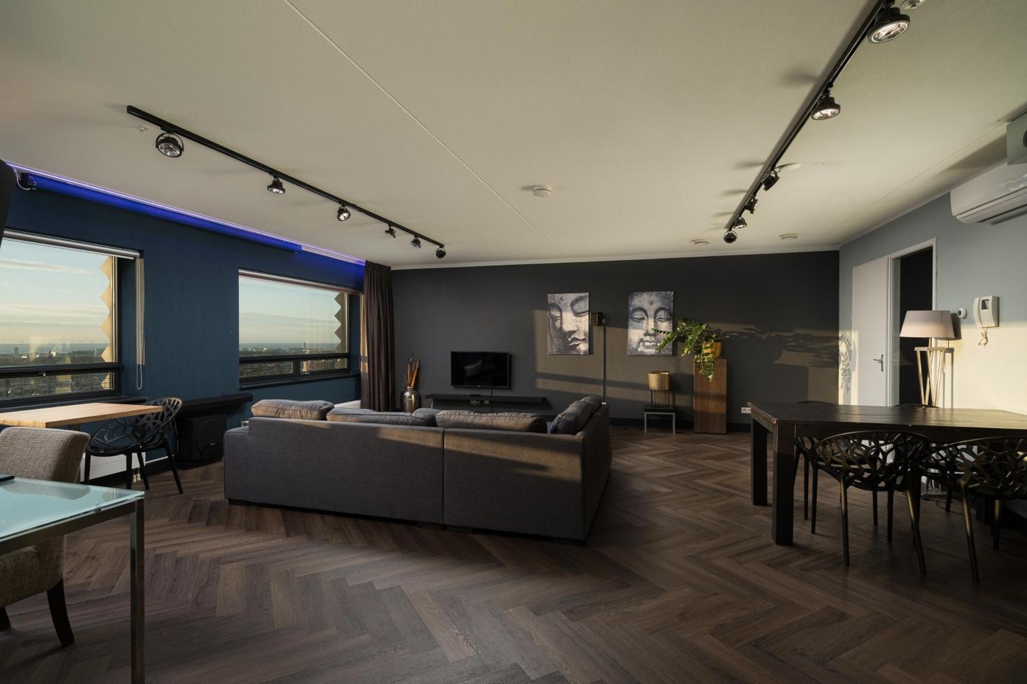 The Penthouse At The Hague Tower Apartment Exterior photo