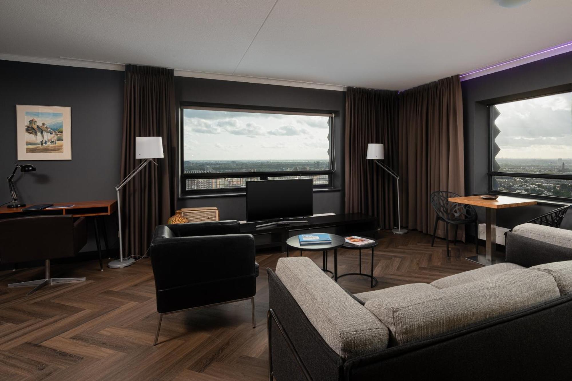 The Penthouse At The Hague Tower Apartment Exterior photo